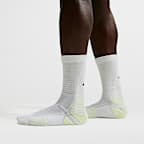 NIKE公式】ナイキ ユニコーン Dri-FIT ADV クッションド クルー